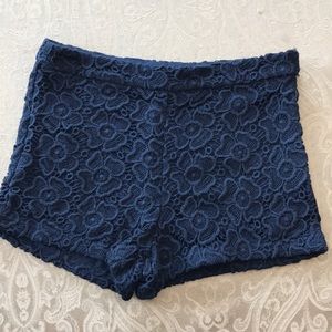 Lace overlay high rise shorts